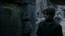 extant_GameOfThrones_2x05-TheGhostOfHarrenhal_2283