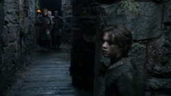 extant_GameOfThrones_2x05-TheGhostOfHarrenhal_2289
