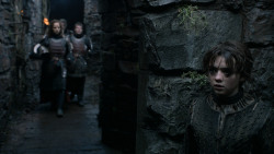 extant_GameOfThrones_2x05-TheGhostOfHarrenhal_2293
