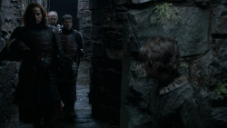 extant_GameOfThrones_2x05-TheGhostOfHarrenhal_2297