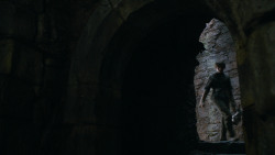 extant_GameOfThrones_2x05-TheGhostOfHarrenhal_2318