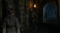 extant_GameOfThrones_2x05-TheGhostOfHarrenhal_2348