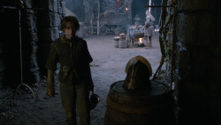 extant_GameOfThrones_2x05-TheGhostOfHarrenhal_2359