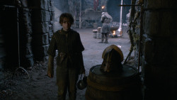 extant_GameOfThrones_2x05-TheGhostOfHarrenhal_2367