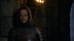 extant_GameOfThrones_2x05-TheGhostOfHarrenhal_2383