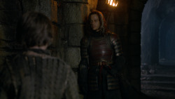extant_GameOfThrones_2x05-TheGhostOfHarrenhal_2400