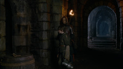 extant_GameOfThrones_2x05-TheGhostOfHarrenhal_2408