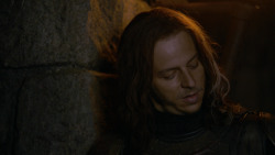 extant_GameOfThrones_2x05-TheGhostOfHarrenhal_2412