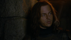 extant_GameOfThrones_2x05-TheGhostOfHarrenhal_2413