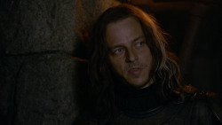 extant_GameOfThrones_2x05-TheGhostOfHarrenhal_2415