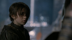 extant_GameOfThrones_2x05-TheGhostOfHarrenhal_2424
