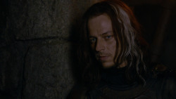 extant_GameOfThrones_2x05-TheGhostOfHarrenhal_2425