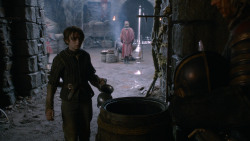 extant_GameOfThrones_2x05-TheGhostOfHarrenhal_2441