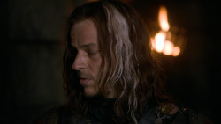 extant_GameOfThrones_2x05-TheGhostOfHarrenhal_2472