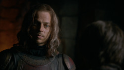 extant_GameOfThrones_2x05-TheGhostOfHarrenhal_2481