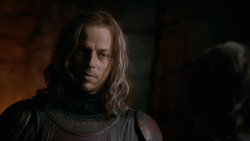 extant_GameOfThrones_2x05-TheGhostOfHarrenhal_2483
