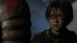 extant_GameOfThrones_2x05-TheGhostOfHarrenhal_2488