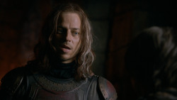 extant_GameOfThrones_2x05-TheGhostOfHarrenhal_2494