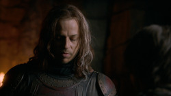 extant_GameOfThrones_2x05-TheGhostOfHarrenhal_2499