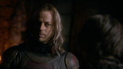 extant_GameOfThrones_2x05-TheGhostOfHarrenhal_2513