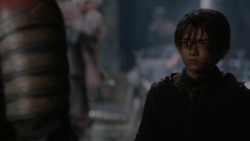 extant_GameOfThrones_2x05-TheGhostOfHarrenhal_2530