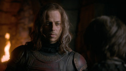 extant_GameOfThrones_2x05-TheGhostOfHarrenhal_2537