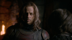 extant_GameOfThrones_2x05-TheGhostOfHarrenhal_2542