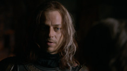 extant_GameOfThrones_2x05-TheGhostOfHarrenhal_2557