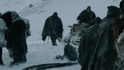 extant_GameOfThrones_2x05-TheGhostOfHarrenhal_2681