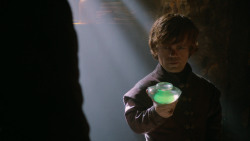 extant_GameOfThrones_2x05-TheGhostOfHarrenhal_2928