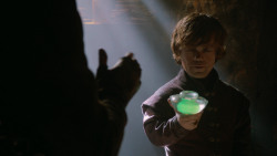 extant_GameOfThrones_2x05-TheGhostOfHarrenhal_2930