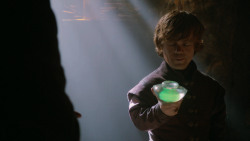 extant_GameOfThrones_2x05-TheGhostOfHarrenhal_2931