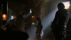 extant_GameOfThrones_2x05-TheGhostOfHarrenhal_2941