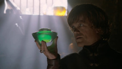extant_GameOfThrones_2x05-TheGhostOfHarrenhal_2946