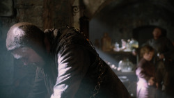 extant_GameOfThrones_2x05-TheGhostOfHarrenhal_2967