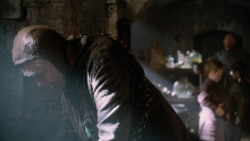 extant_GameOfThrones_2x05-TheGhostOfHarrenhal_2968