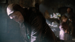 extant_GameOfThrones_2x05-TheGhostOfHarrenhal_2971
