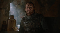 extant_GameOfThrones_2x05-TheGhostOfHarrenhal_3012