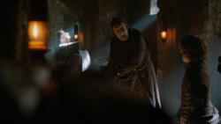 extant_GameOfThrones_2x05-TheGhostOfHarrenhal_3016