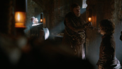 extant_GameOfThrones_2x05-TheGhostOfHarrenhal_3018