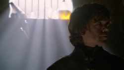 extant_GameOfThrones_2x05-TheGhostOfHarrenhal_3029