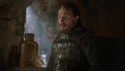 extant_GameOfThrones_2x05-TheGhostOfHarrenhal_3030