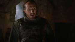 extant_GameOfThrones_2x05-TheGhostOfHarrenhal_3032