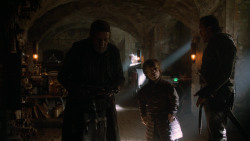 extant_GameOfThrones_2x05-TheGhostOfHarrenhal_3035