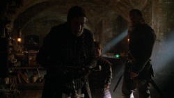 extant_GameOfThrones_2x05-TheGhostOfHarrenhal_3037