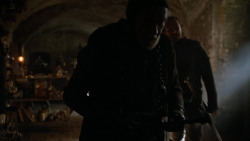 extant_GameOfThrones_2x05-TheGhostOfHarrenhal_3039