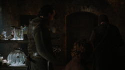 extant_GameOfThrones_2x05-TheGhostOfHarrenhal_3043