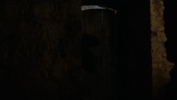 extant_GameOfThrones_2x05-TheGhostOfHarrenhal_3050
