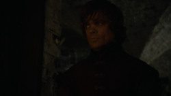 extant_GameOfThrones_2x05-TheGhostOfHarrenhal_3060