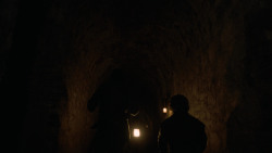 extant_GameOfThrones_2x05-TheGhostOfHarrenhal_3064